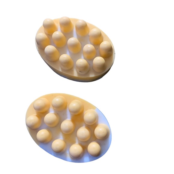 Hand Crafted Soap - Massage Bar Oatmeal Honey & Milk hint of Vanilla - Picture 6 of 15